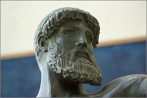 Statue de Zeus aux Nations Unies (illustration - http://www.flickr.com/photos/28998362@N00/46684409 Found on flickrcc.net