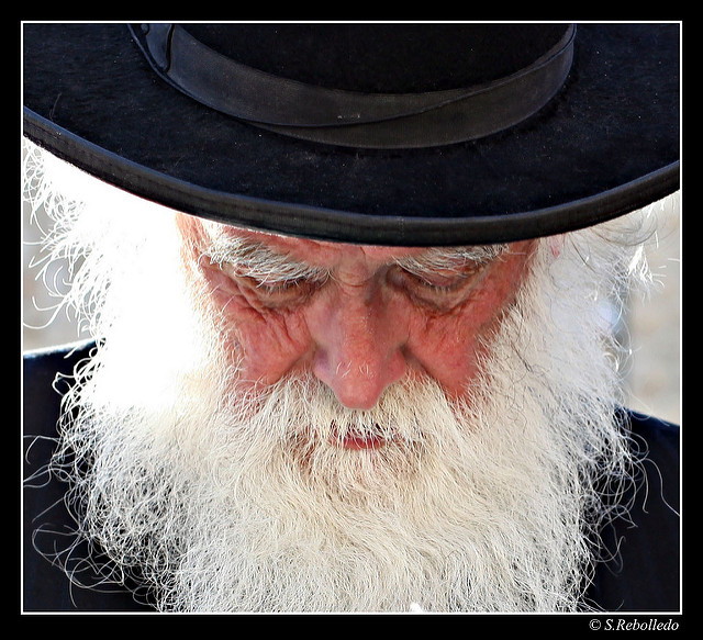 Un rabbin - illustration - http://www.flickr.com/photos/30673183@N06/5676362982 Found on flickrcc.net