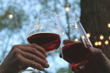 Boire du vin quand on est chrétien : péché ou liberté ?