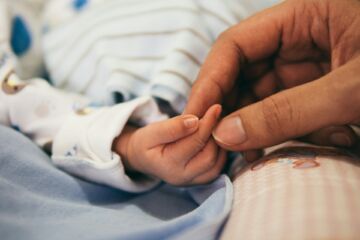 « L’Éternel m’a dit : Tu es mon enfant, je t’ai engendré aujourd’hui. » (Psaumes 2:7)