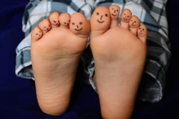 Deux petits pieds d