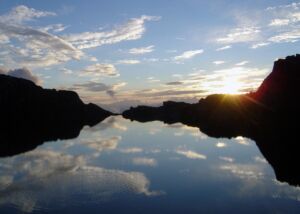 aube sur un lac de montagne - Image by robingileo from Image by robingileo from Pixabay