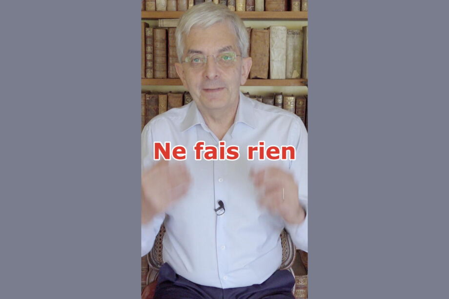 Aperçu de la vidéo courte "ne fais rien"